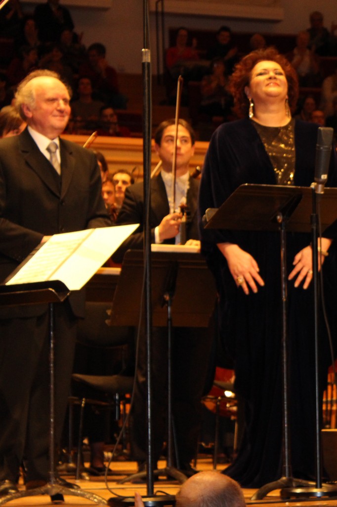 Marek Janowski et Violeta Urmana à la Salle Pleyel, le 6 janvier 2013. Photo d'après Josée Novicz.
