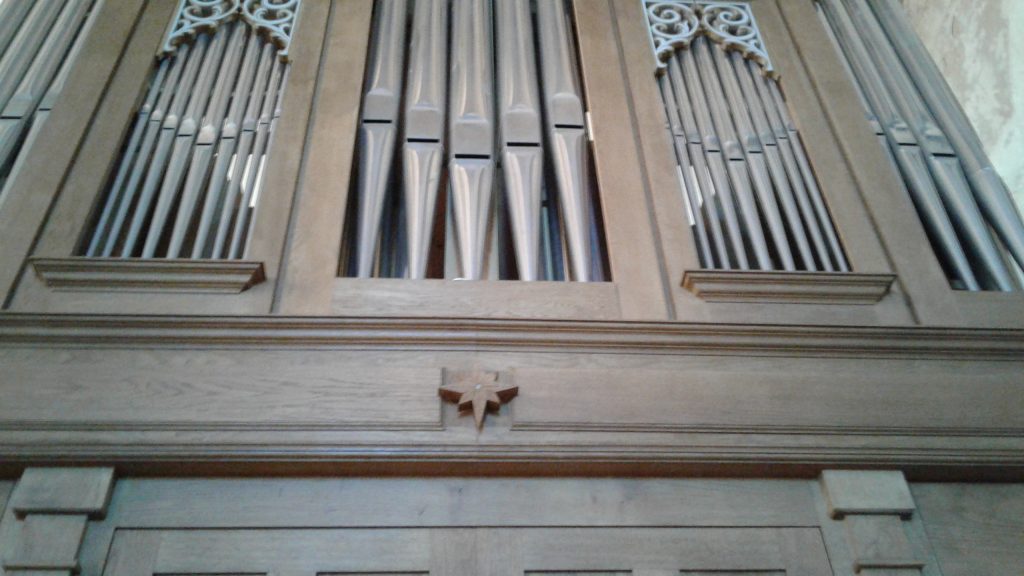 Orgue d'Olonne, contre-plongée