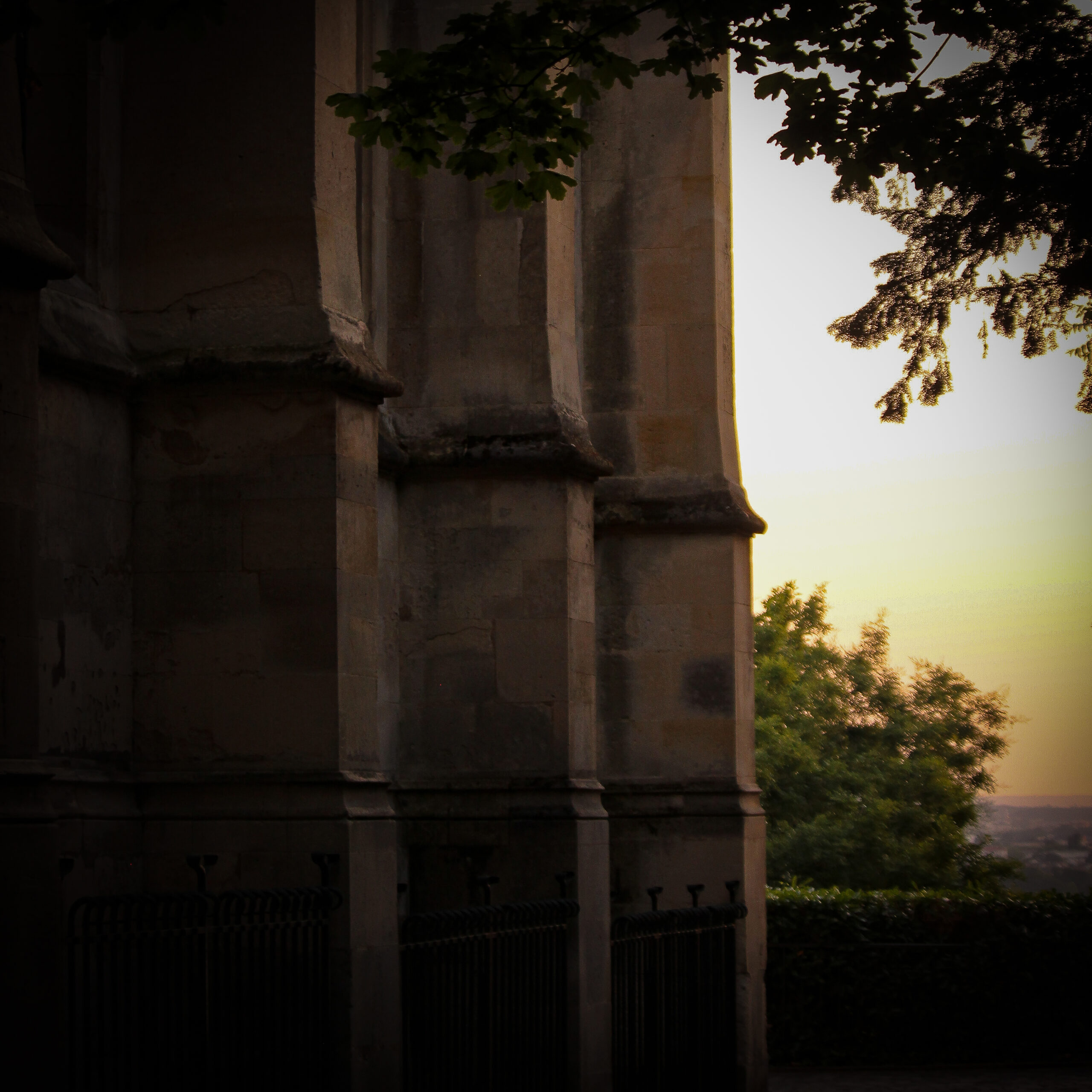 Éclats de rires divins, deuxième série : le rire qui console – 1/4